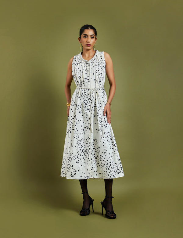 KAMA DRESS - OFF WHITE