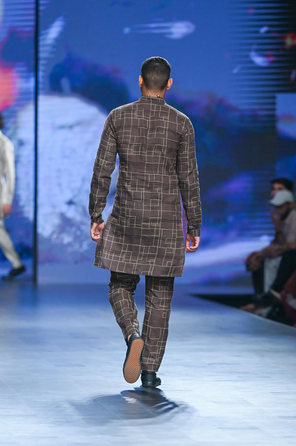 RISHAV CHECKS LOOK - BROWN