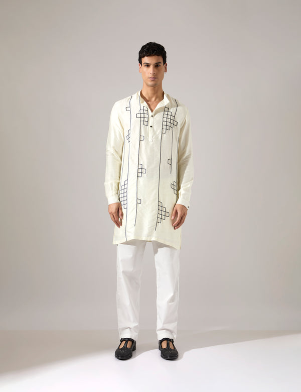 Tywin Hand Embroidered Kurta Set - Off White
