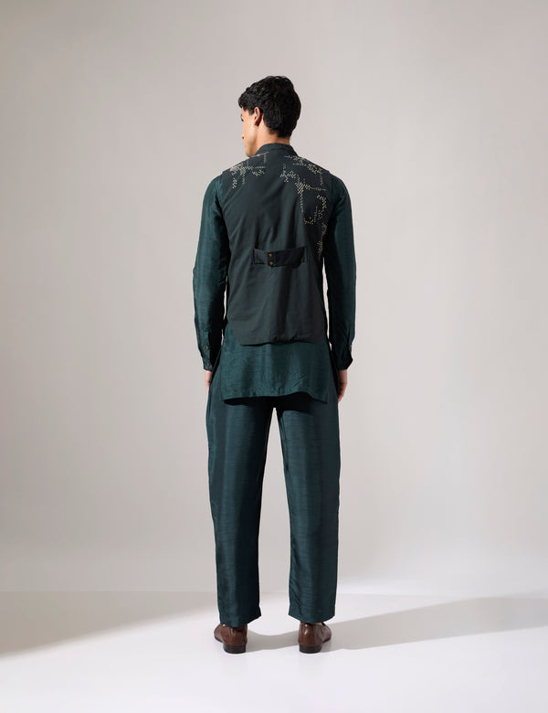 Vance Hand Embroidered Bandi - Forest